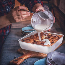 Load image into Gallery viewer, 8x8x2-inch SQUARE CAKE PAN Brownies 18/0 Stainless Steel