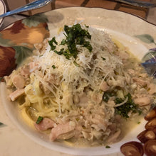Load image into Gallery viewer, New Jersey White Clam Sauce with Linguini by Chef Charles Knight