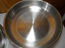 Load image into Gallery viewer, White Gold Classic 12&quot; Oil Core Electric Skillet w/ Exclusive Vented Dome Lid - Display Unit